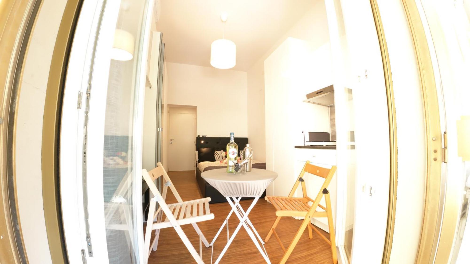 Urban Center 1 Easy Parking Near Tram Apartamento *